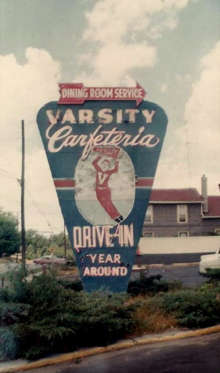 Dads Drive-In (Varsity Drive-In, D&D Drive-In, Stewarts) - From Amanda Parsons